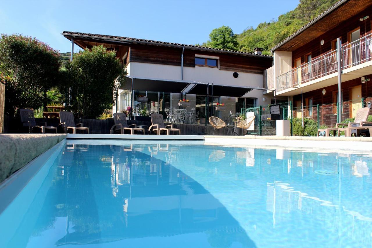 Hotel Le Vanseen Les Vans Luaran gambar
