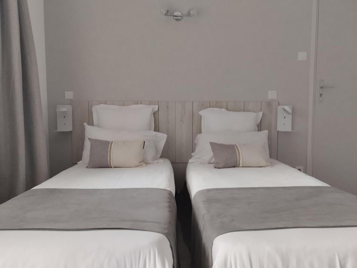 Hotel Le Vanseen Les Vans Luaran gambar